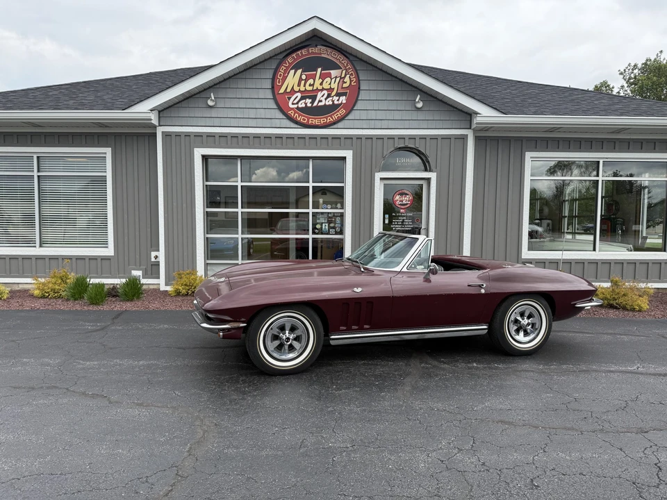 1965 Chevrolet Corvette C2 - Image 13 of 31