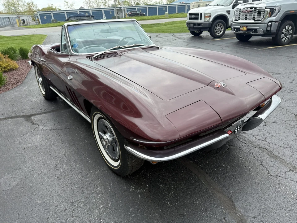 1965 Chevrolet Corvette C2 - Image 8 of 31