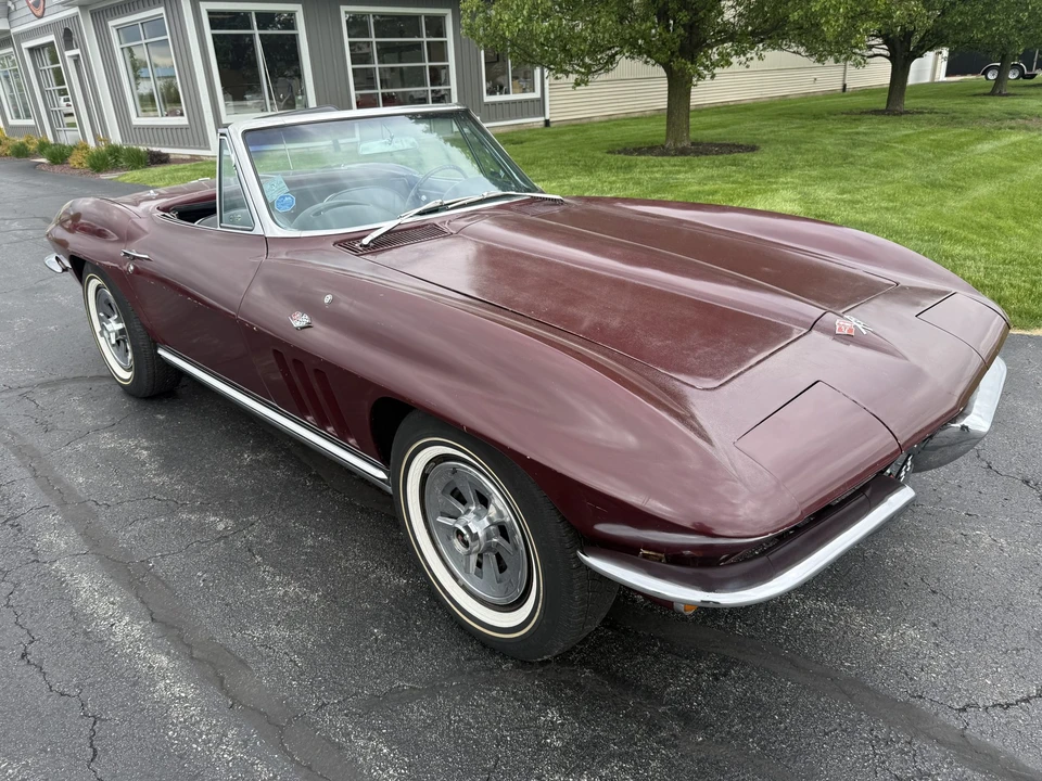 1965 Chevrolet Corvette C2 - Image 10 of 31