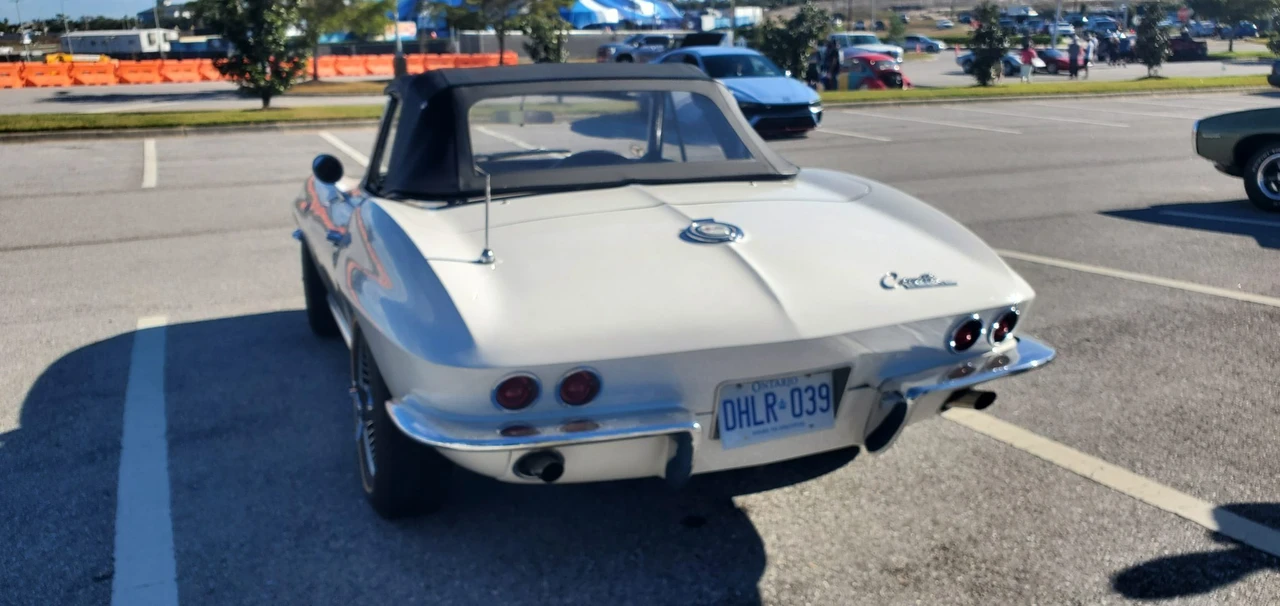 1965 Chevrolet Corvette C2 - Image 29 of 31