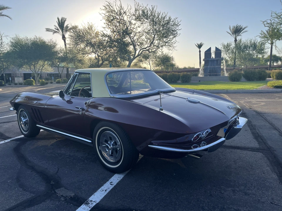 1965 Chevrolet Corvette C2 - Image 30 of 31