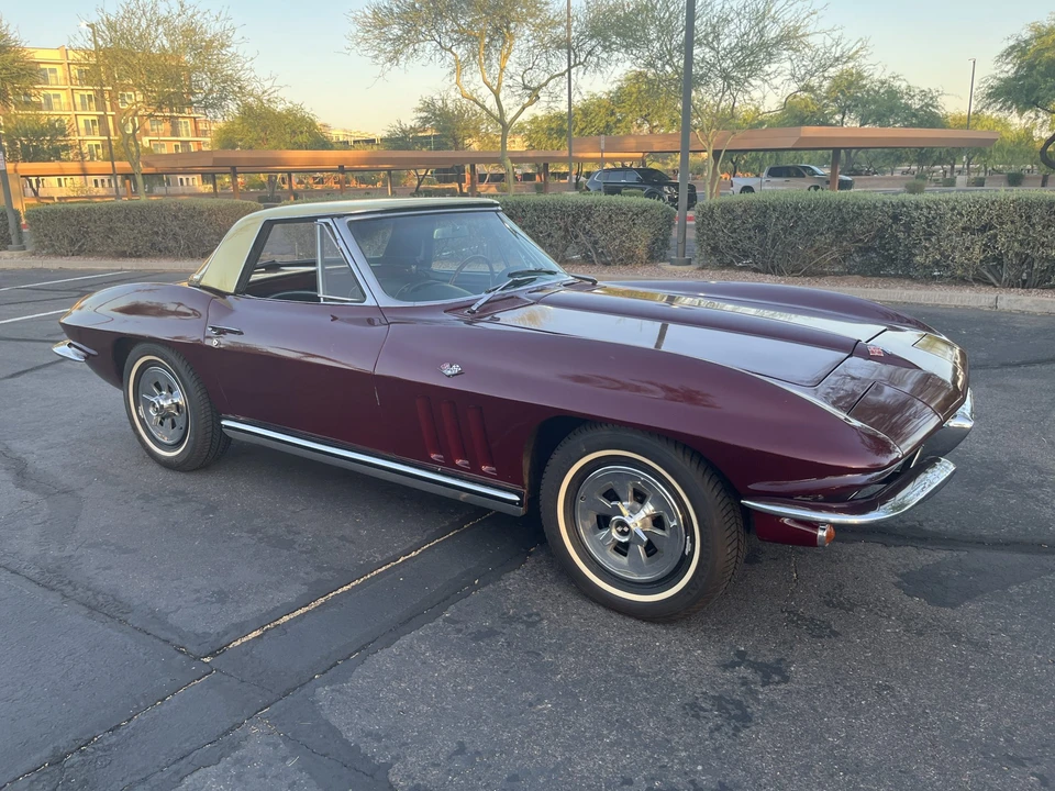 1965 Chevrolet Corvette C2 - Image 14 of 31