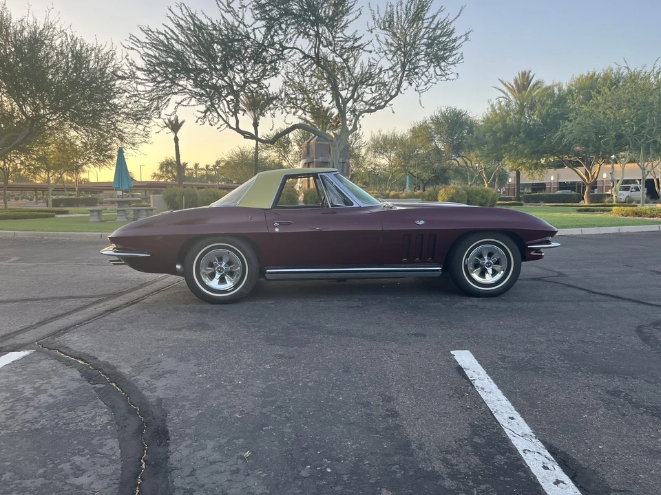 1965 Chevrolet Corvette C2 - Image 18 of 31