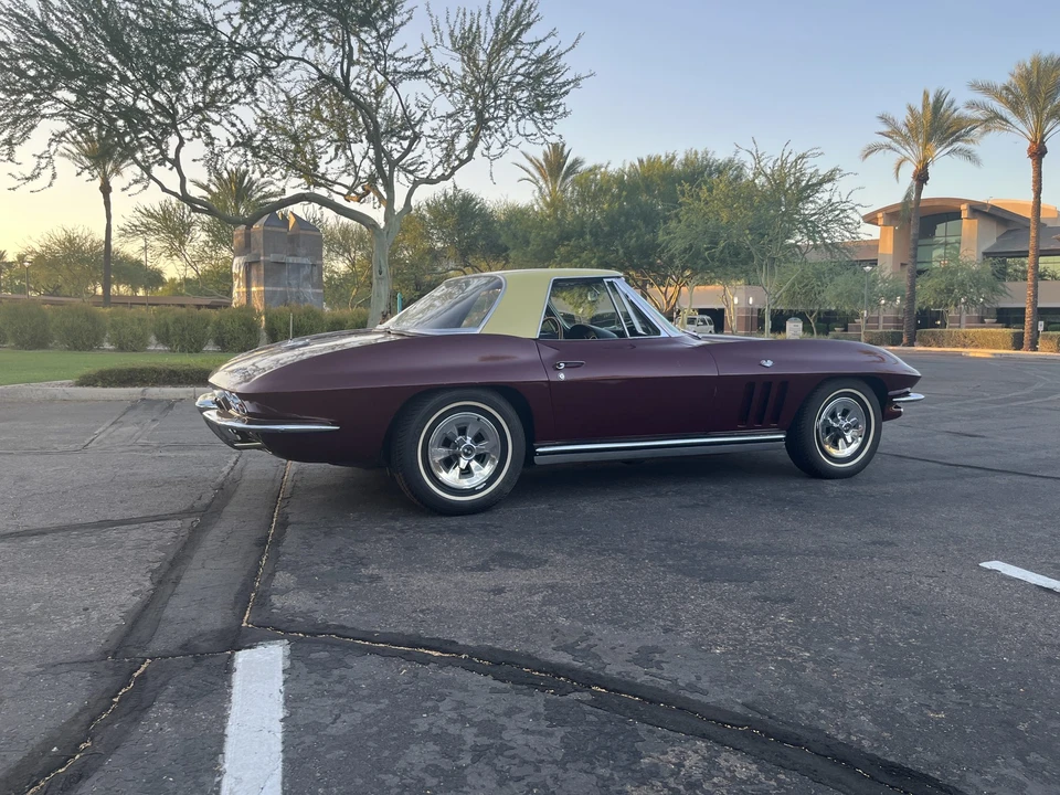 1965 Chevrolet Corvette C2 - Image 20 of 31
