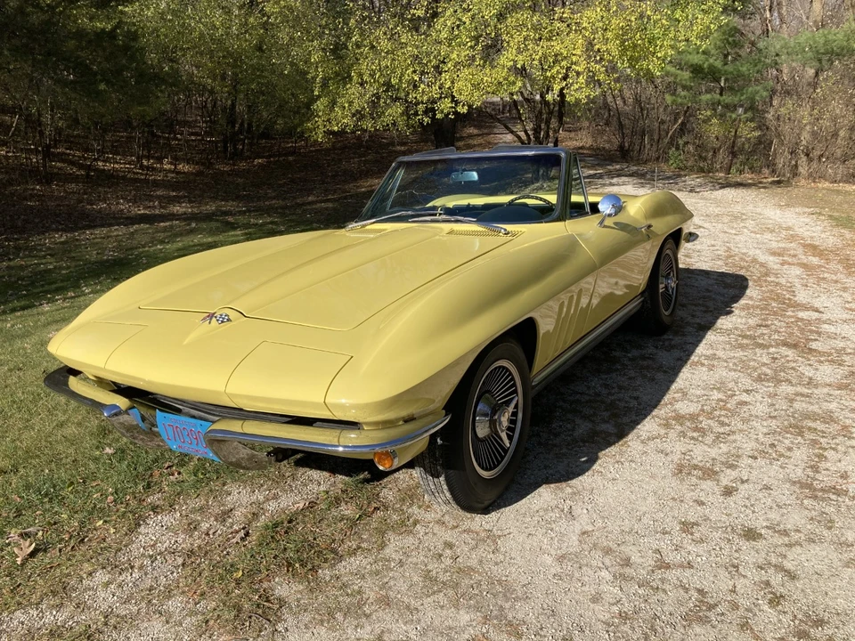 1965 Chevrolet Corvette C2 - Image 3 of 31