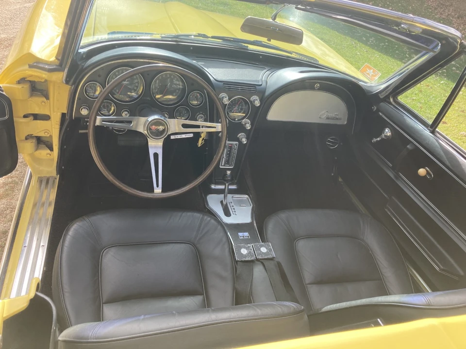 1965 Chevrolet Corvette C2 - Image 30 of 31