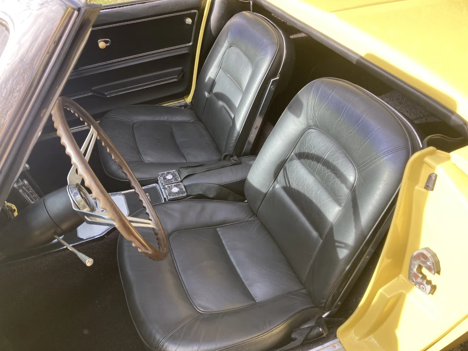 1965 Chevrolet Corvette C2 - Image 27 of 31