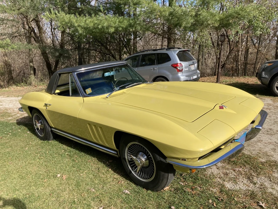 1965 Chevrolet Corvette C2 - Image 10 of 31
