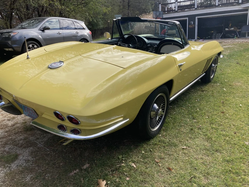 1965 Chevrolet Corvette C2 - Image 13 of 31