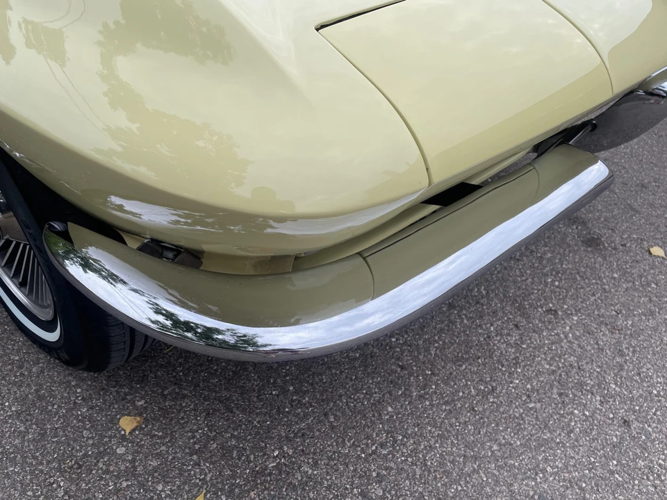 1965 Chevrolet Corvette C2 - Image 13 of 31