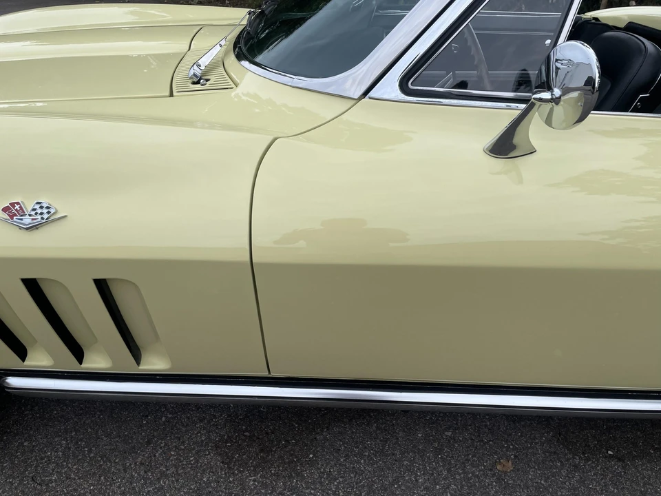 1965 Chevrolet Corvette C2 - Image 27 of 31