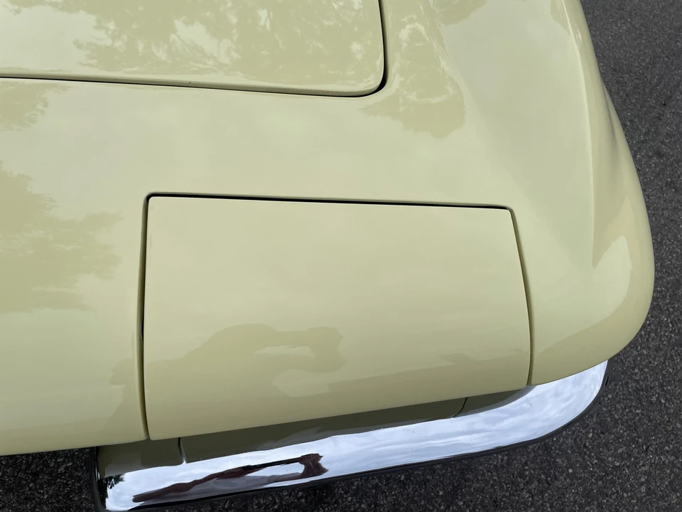 1965 Chevrolet Corvette C2 - Image 19 of 31