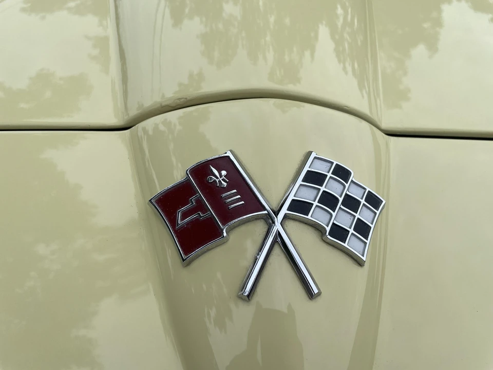 1965 Chevrolet Corvette C2 - Image 17 of 31