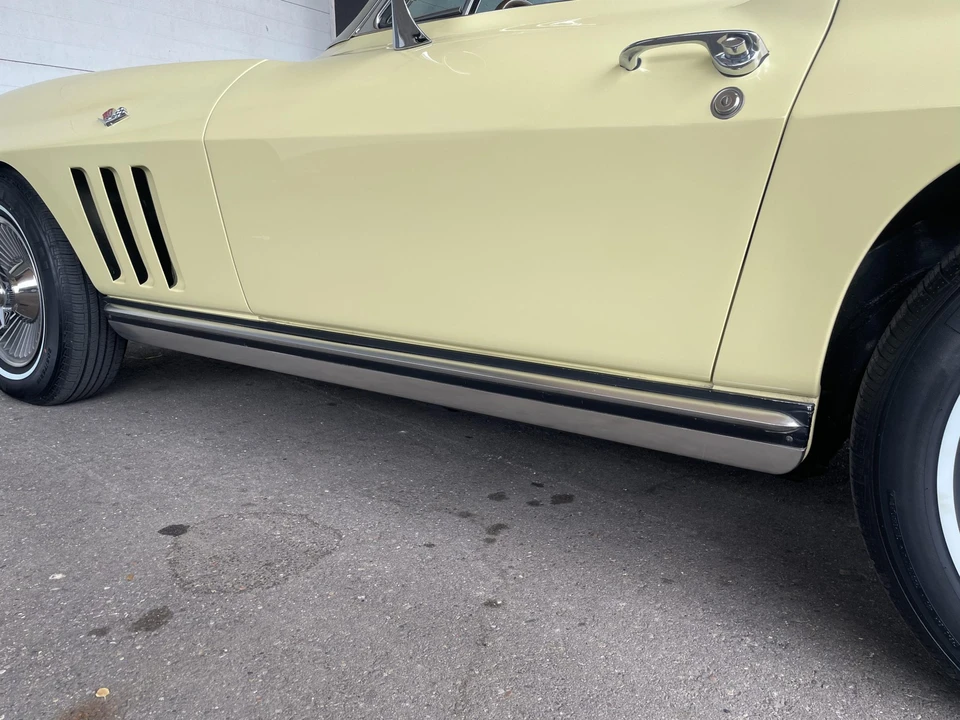1965 Chevrolet Corvette C2 - Image 26 of 31