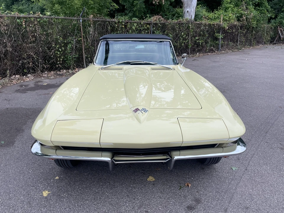 1965 Chevrolet Corvette C2 - Image 12 of 31