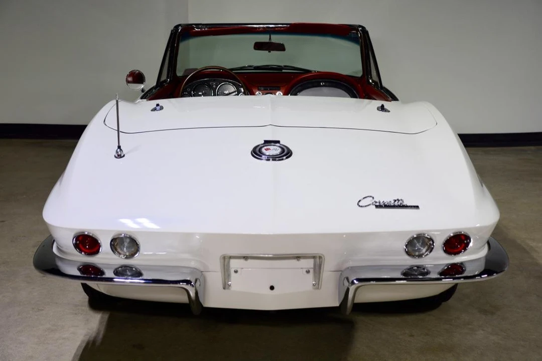 1965 Chevrolet Corvette C2 - Image 13 of 31