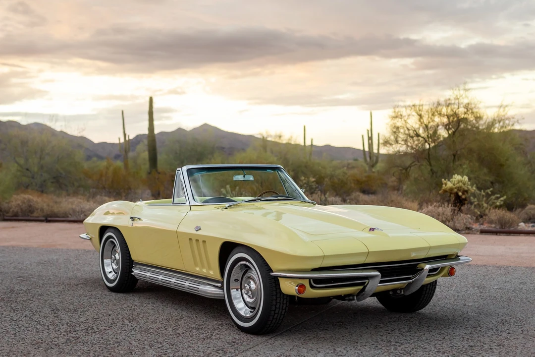 1965 Chevrolet Corvette C2 - Image 18 of 31