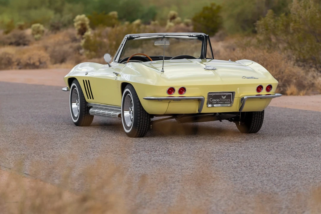 1965 Chevrolet Corvette C2 - Image 8 of 31