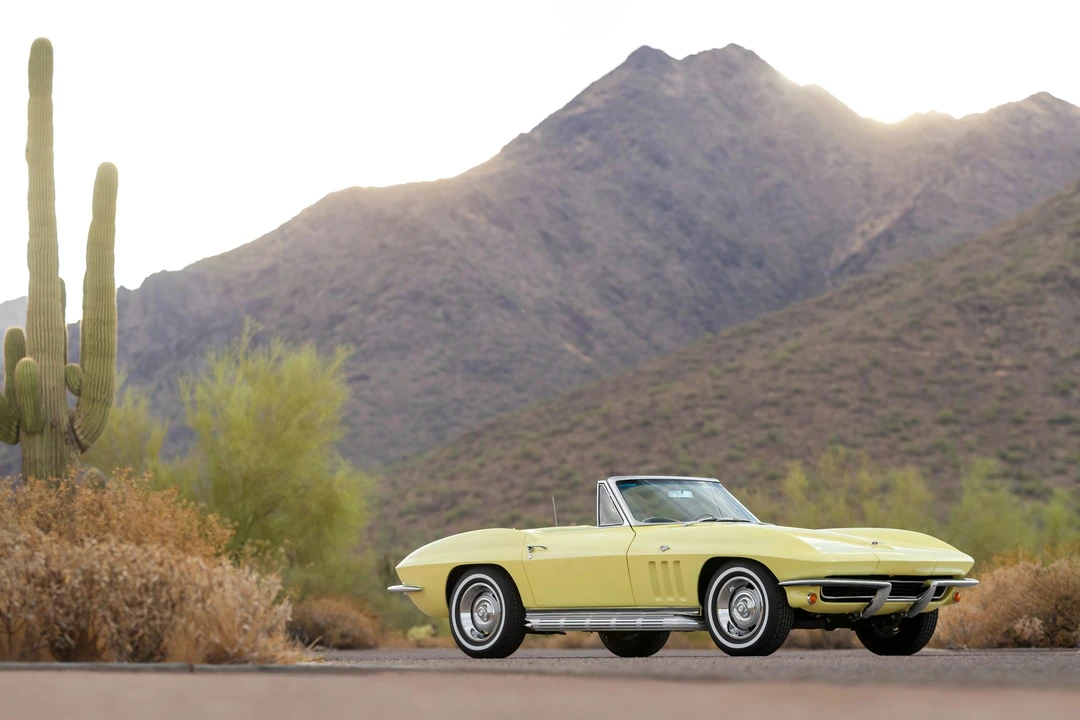 1965 Chevrolet Corvette C2 - Image 15 of 31
