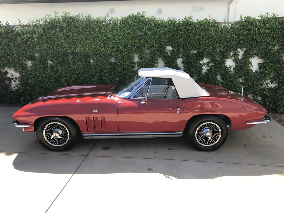 1965 Chevrolet Corvette C2 - Image 27 of 31