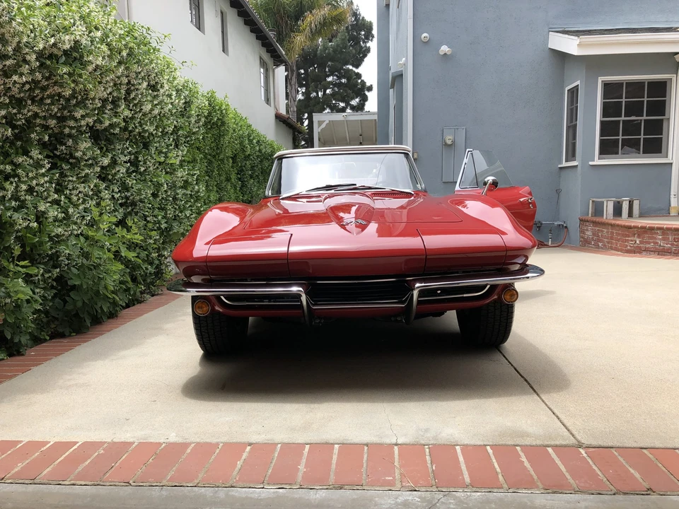1965 Chevrolet Corvette C2 - Image 25 of 31
