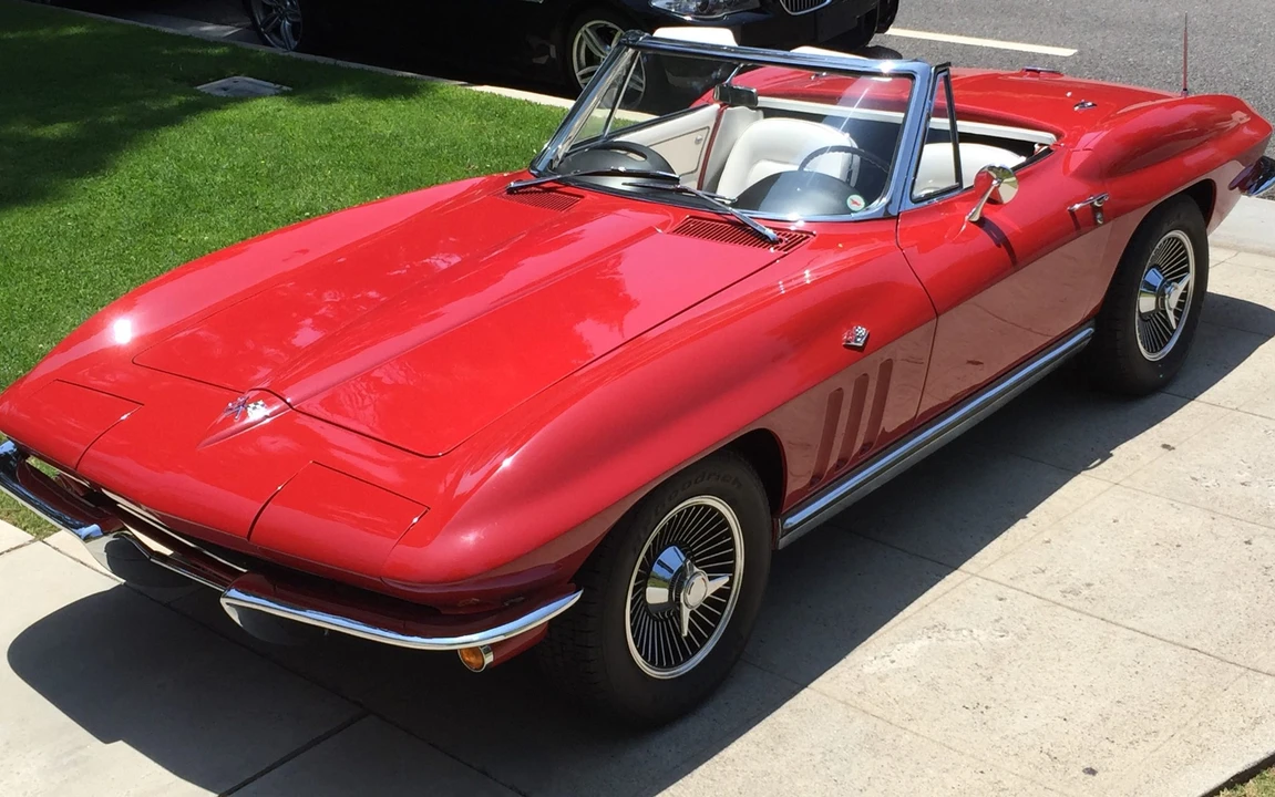 1965 Chevrolet Corvette C2 - Image 18 of 31