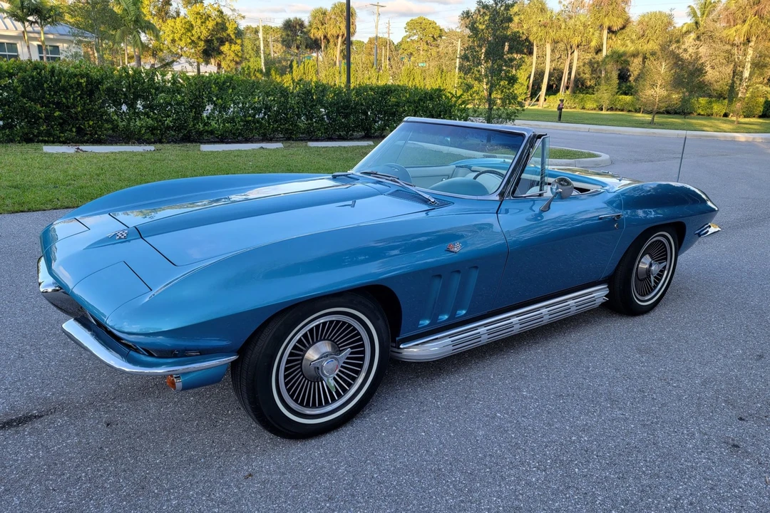 1965 Chevrolet Corvette C2 - Image 1 of 31