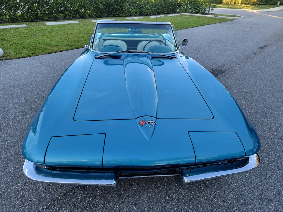 1965 Chevrolet Corvette C2 - Image 7 of 31