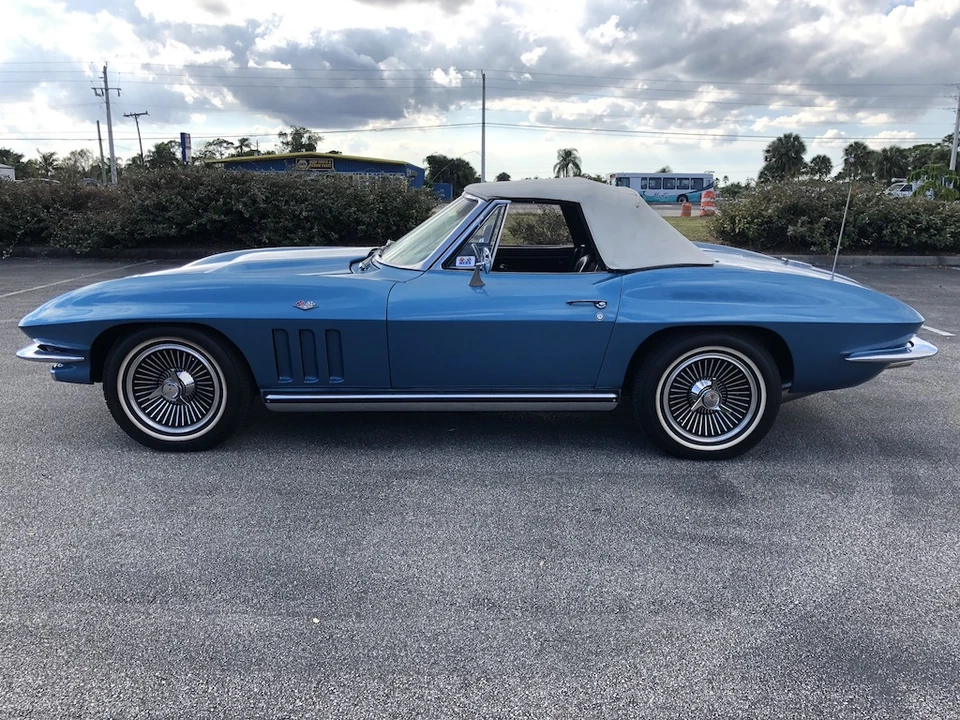 1965 Chevrolet Corvette C2 - Image 5 of 31