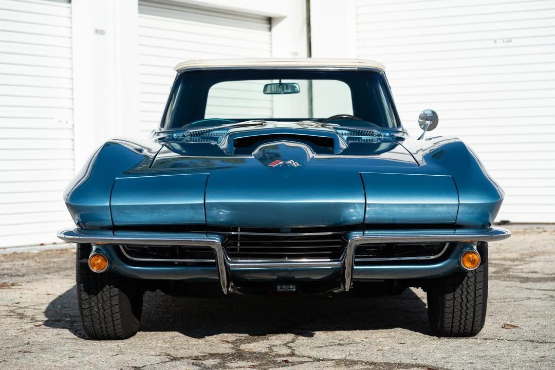 1965 Chevrolet Corvette C2 - Image 8 of 31