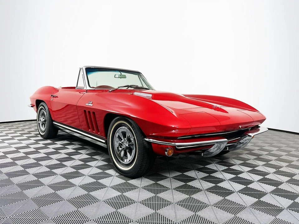 1965 Chevrolet Corvette C2 - Image 10 of 31