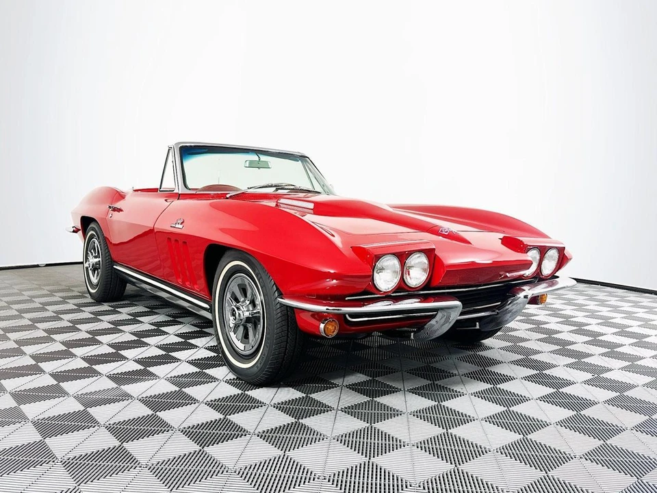 1965 Chevrolet Corvette C2 - Image 11 of 31