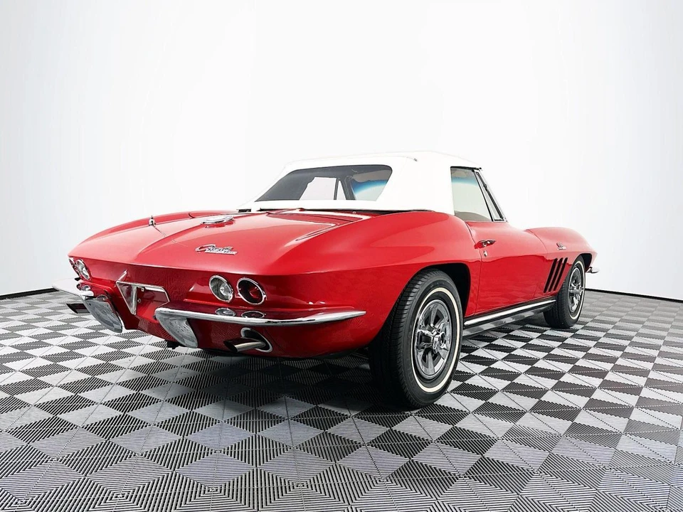 1965 Chevrolet Corvette C2 - Image 20 of 31