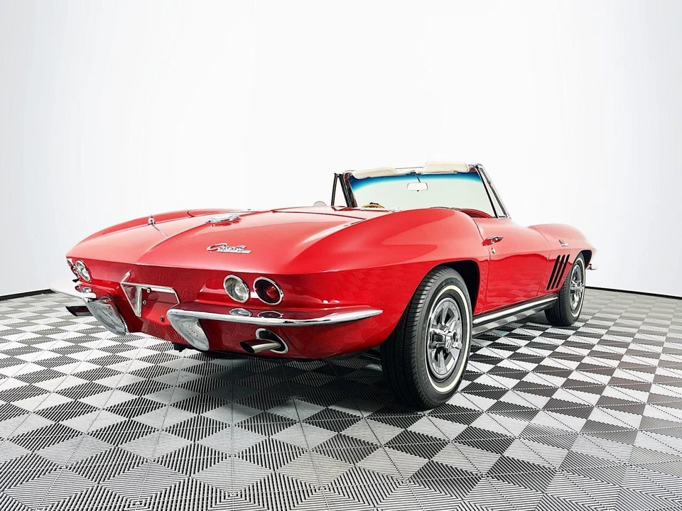 1965 Chevrolet Corvette C2 - Image 8 of 31