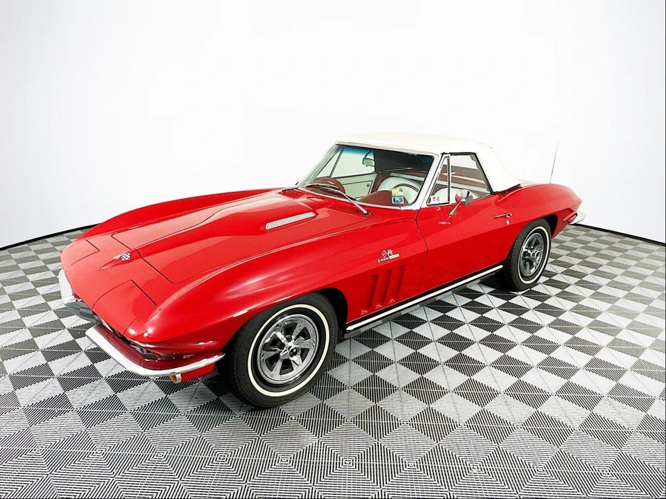 1965 Chevrolet Corvette C2 - Image 16 of 31