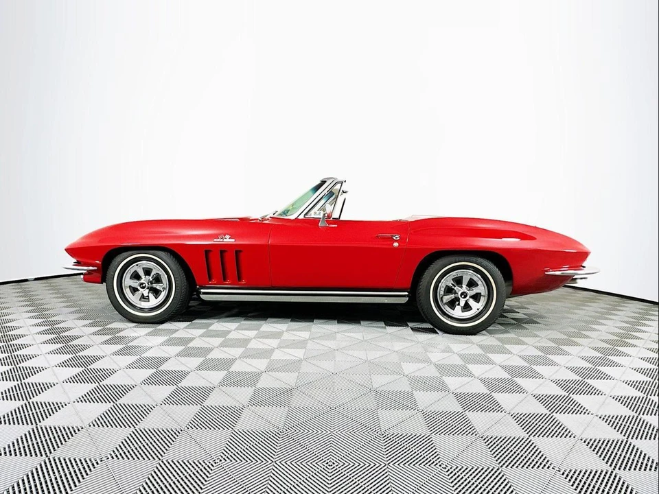 1965 Chevrolet Corvette C2 - Image 4 of 31