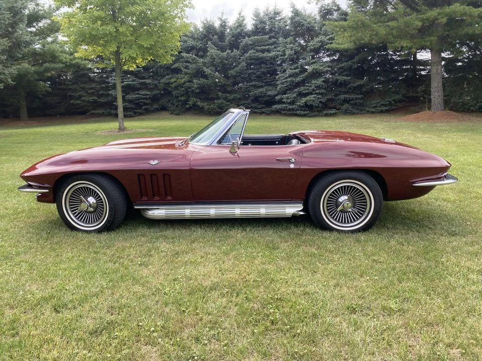 1965 Chevrolet Corvette C2 - Image 5 of 31