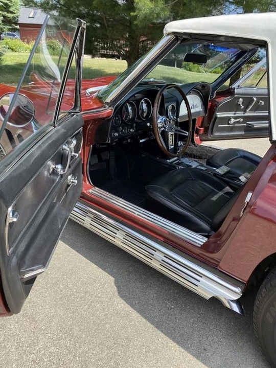 1965 Chevrolet Corvette C2 - Image 24 of 31