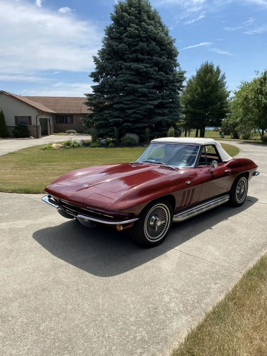1965 Chevrolet Corvette C2 - Image 15 of 31