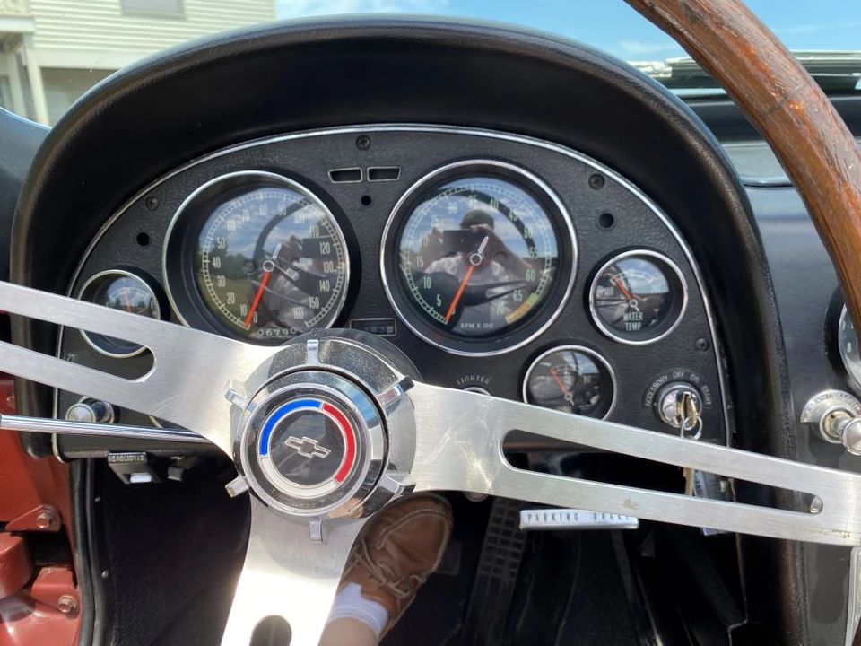 1965 Chevrolet Corvette C2 - Image 30 of 31