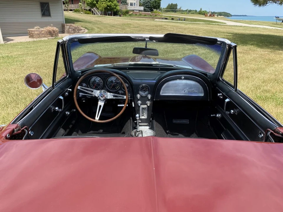 1965 Chevrolet Corvette C2 - Image 29 of 31