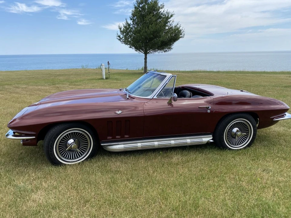 1965 Chevrolet Corvette C2 - Image 4 of 31