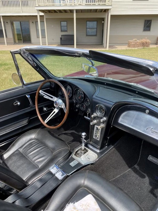 1965 Chevrolet Corvette C2 - Image 25 of 31