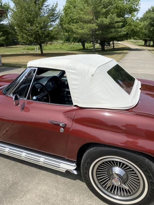 1965 Chevrolet Corvette C2 - Image 16 of 31