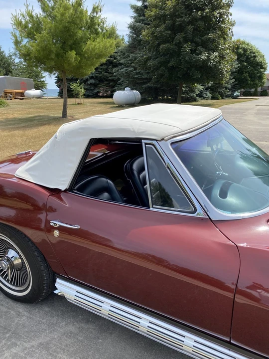 1965 Chevrolet Corvette C2 - Image 19 of 31