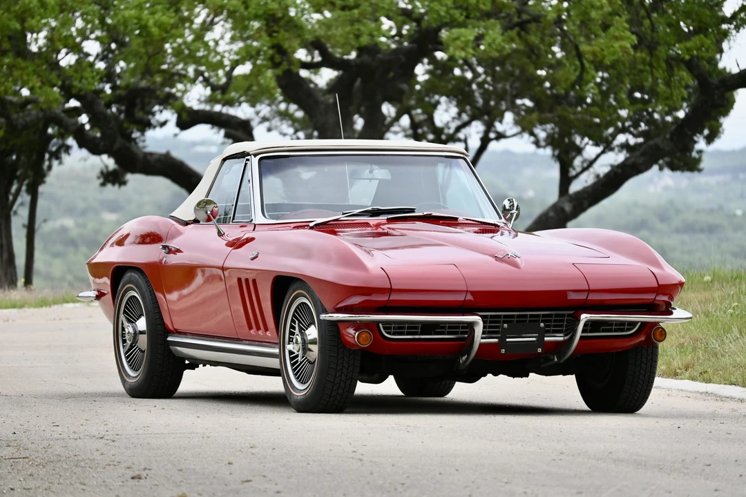 1965 Chevrolet Corvette C2 - Image 4 of 31