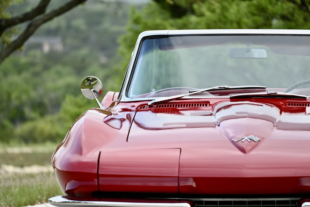 1965 Chevrolet Corvette C2 - Image 22 of 31