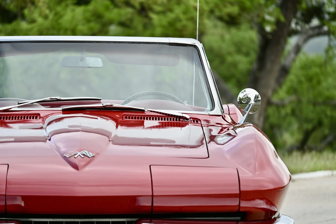 1965 Chevrolet Corvette C2 - Image 23 of 31