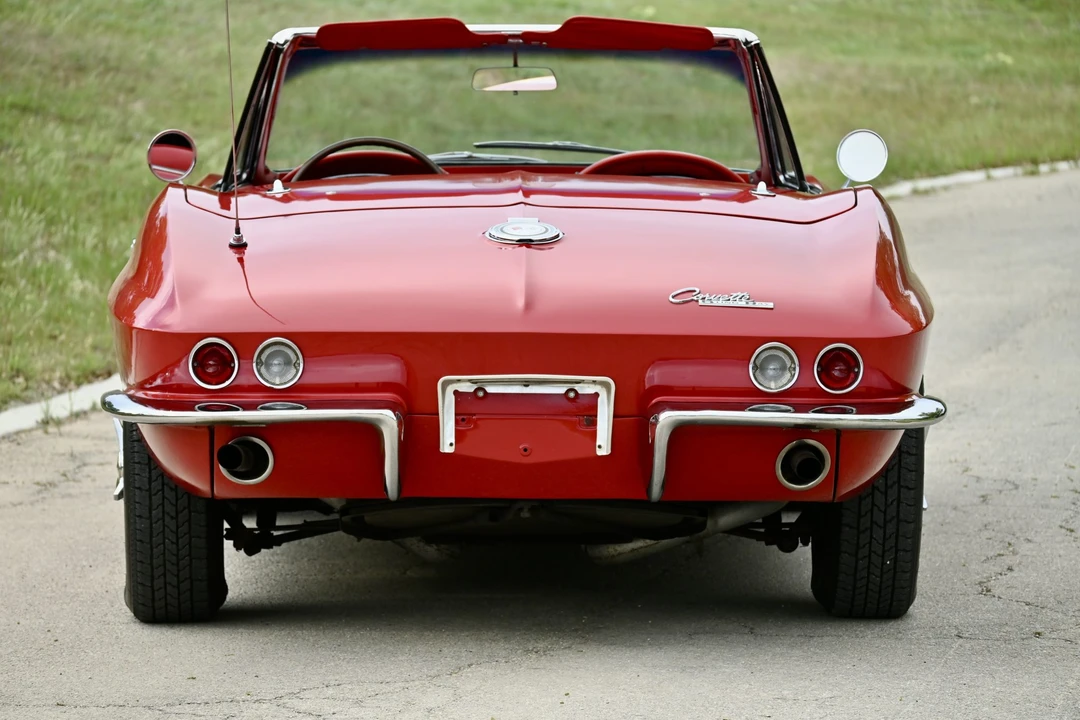 1965 Chevrolet Corvette C2 - Image 20 of 31