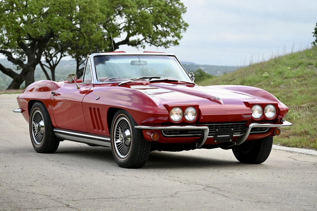 1965 Chevrolet Corvette C2 - Image 17 of 31